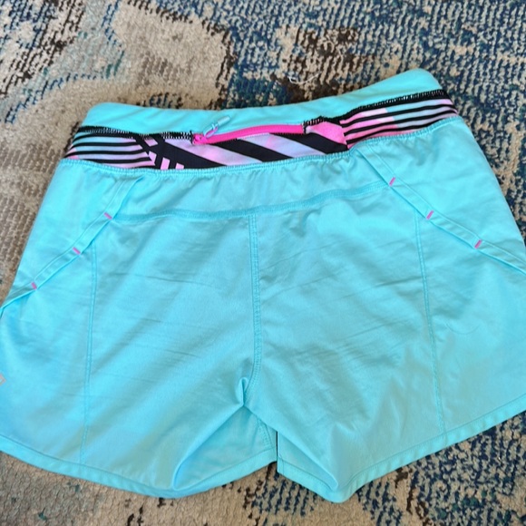 Ivivva girls shorts size 12. - Picture 3 of 3